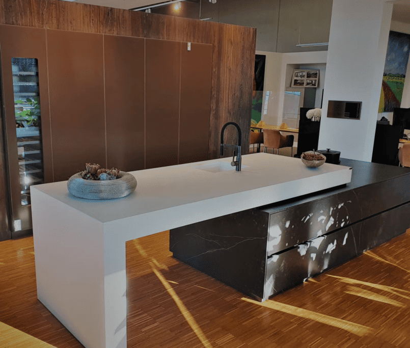 Color of Kitchen Countertops – Dark or Light