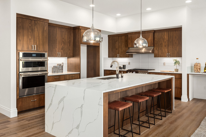Why Waterfall Edge Countertops are so Popular in Orlando?