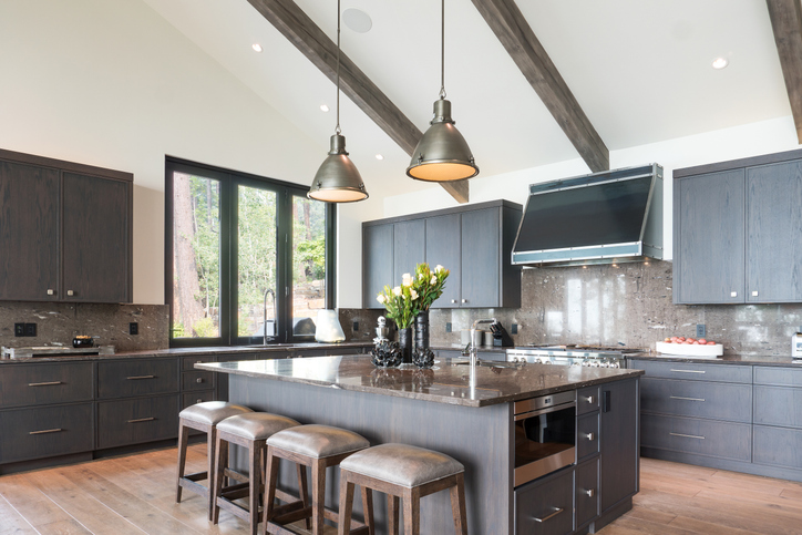 7 Kitchen Counter Design Pitfalls to Dodge for Homes in Orlando